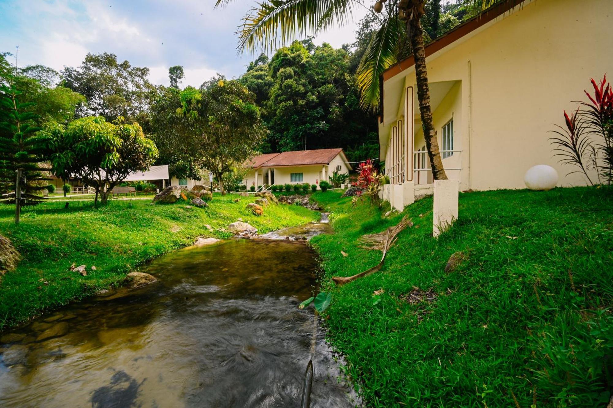 Lilla Rainforest Retreat - Hulu Langat Exterior foto